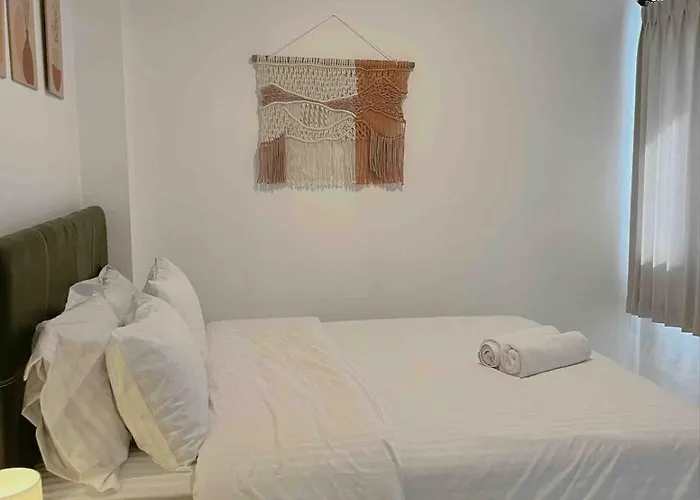 Ferienhaus D'wangsa Villas-private House 2 Bedroom With Garden Near Balangan Jimbaran