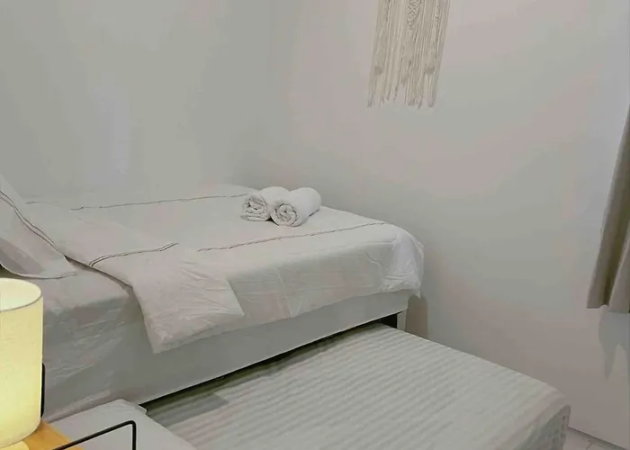 Ferienhaus D'wangsa Villas-private House 2 Bedroom With Garden Near Balangan *