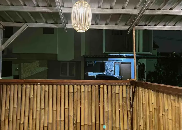 Ferienhaus D'wangsa Villas-private House 2 Bedroom With Garden Near Balangan *
